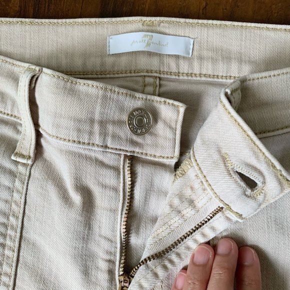 7 FOR ALL MANKIND Mid-Rise Straight Leg Jeans - Picture 5 of 8